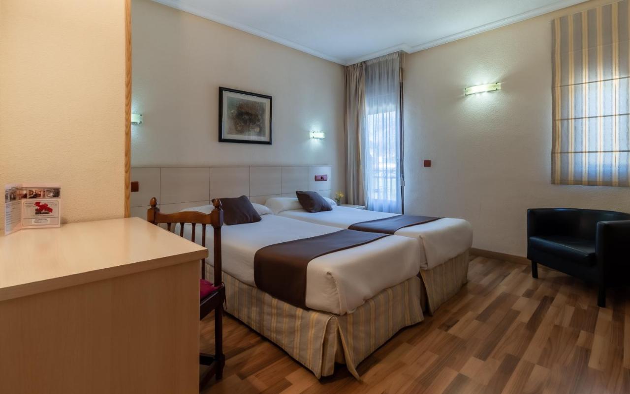 Hostal Rural El Cano By Vivere Stays Alpedrete Kültér fotó