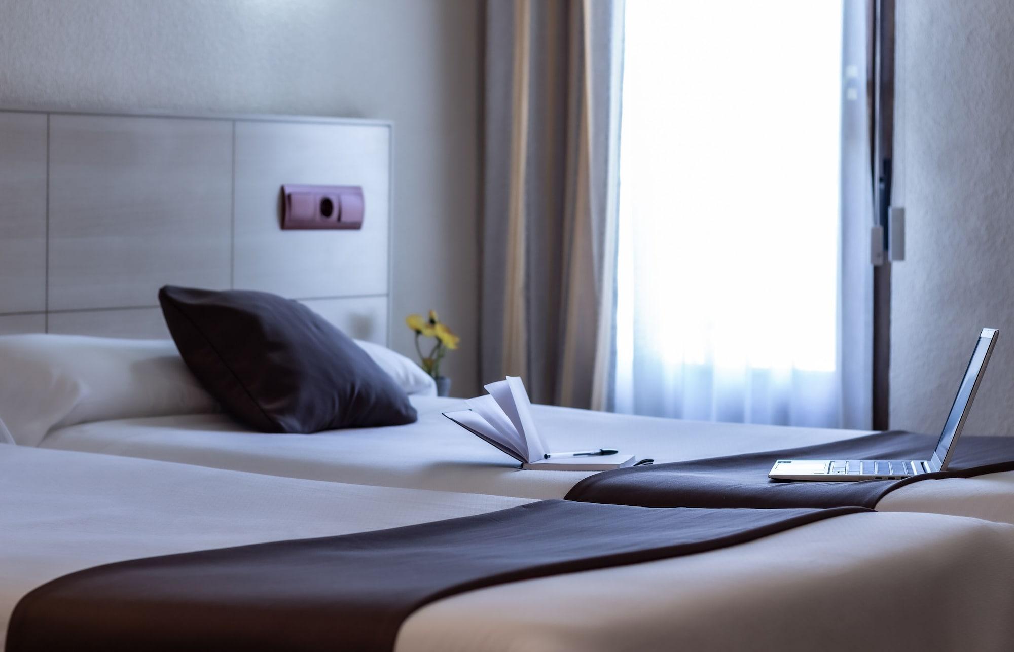 Hostal Rural El Cano By Vivere Stays Alpedrete Kültér fotó