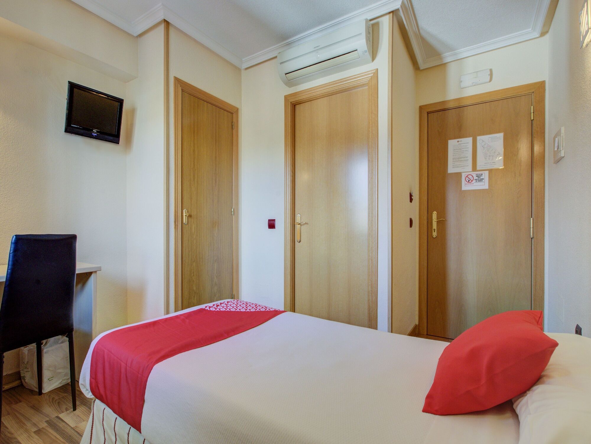 Hostal Rural El Cano By Vivere Stays Alpedrete Kültér fotó